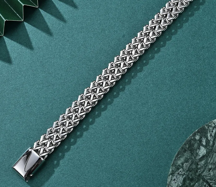 Biker's Wheat Chain