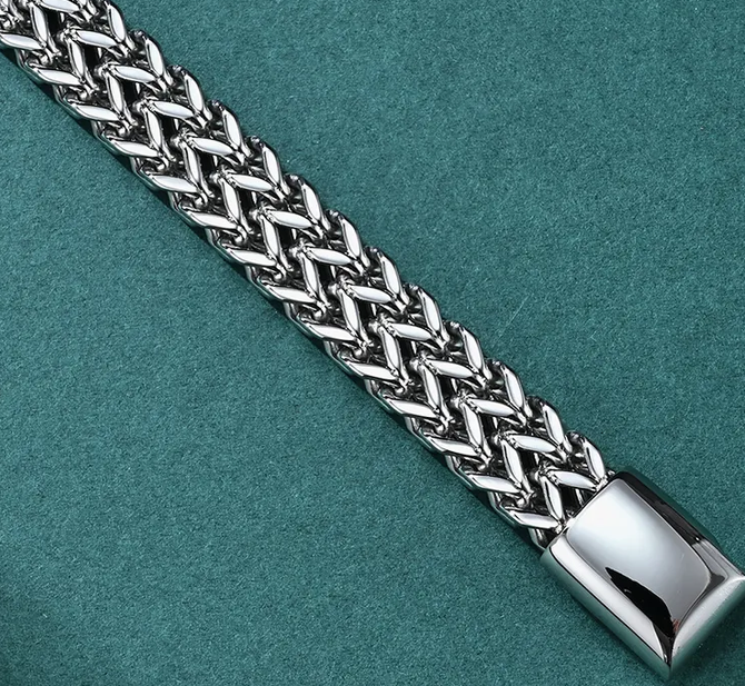 Biker's Wheat Chain